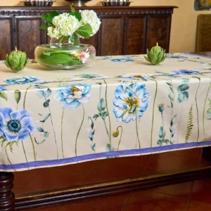 Tovaglia floreale Tiffany 13 Vingi in cotone 100% con stampa digitale,con motivo floreale ad acquerello su un fondo bianco luminoso