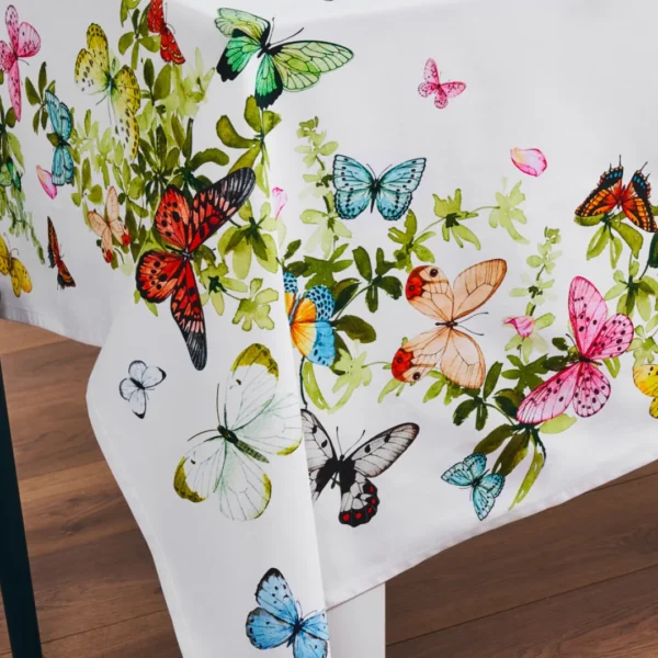 Tovaglia Tiffany 31 by Vingi con stampa di farfalle colorate e fiori verdi – Made in Italy