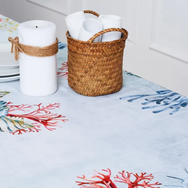 Tovaglia Tiffany 32 by Vingi con stampa marina e coralli – Made in Italy