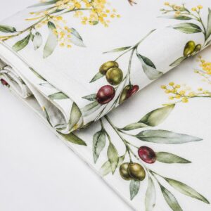 Tovaglia ulivo mediterraneo in cotone su fondo bianco – fantasia rami di ulivo con olive verdi e rosse e fiori di mimosa gialli