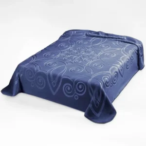 Coperta Ster 516 Blu Navy: coperta in microfibra effetto velluto con una elegante tinta unita con decoro a volute in rilievo tono su tono - foto 1