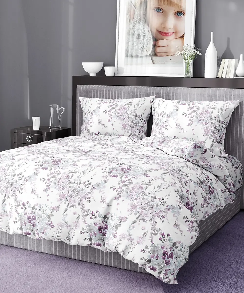 Parure Copripiumino Acquerello con delicati fiorellini viola su fondo bianco - foto 1