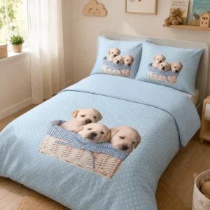 Parure Copripiumino Amici 9 Azzurro con tre cuccioli in un cestino su fondo azzurro a pois - foto 1