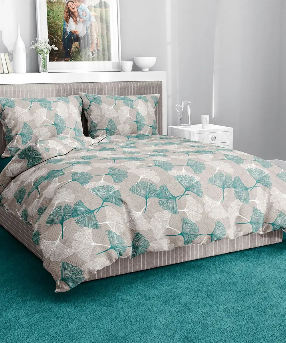 Parure Copripiumino Ginko Verde con foglie di ginko verde acqua su fondo beige - foto 1