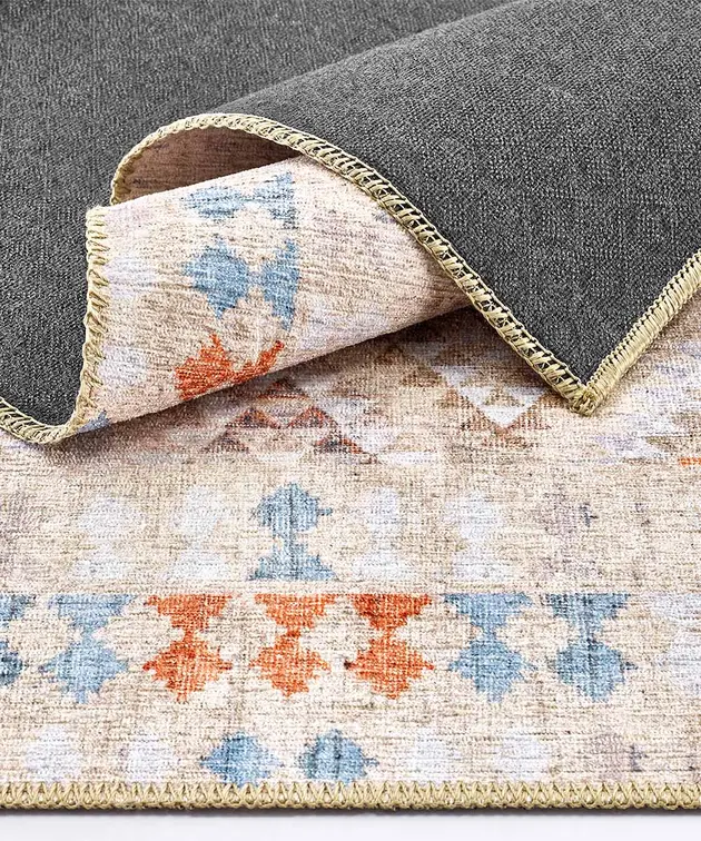 Retro antiscivolo del tappeto Anatolia Kilim 01 con bordo rifinito e pelo corto in ciniglia