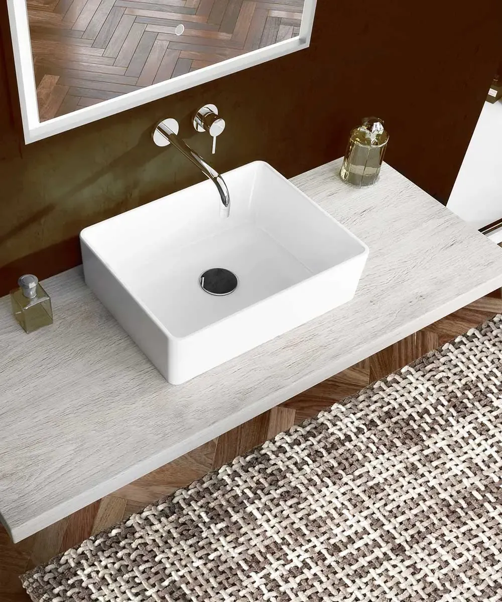 Tappeto bagno Crazy Tortora antiscivolo ambientato in un bagno moderno