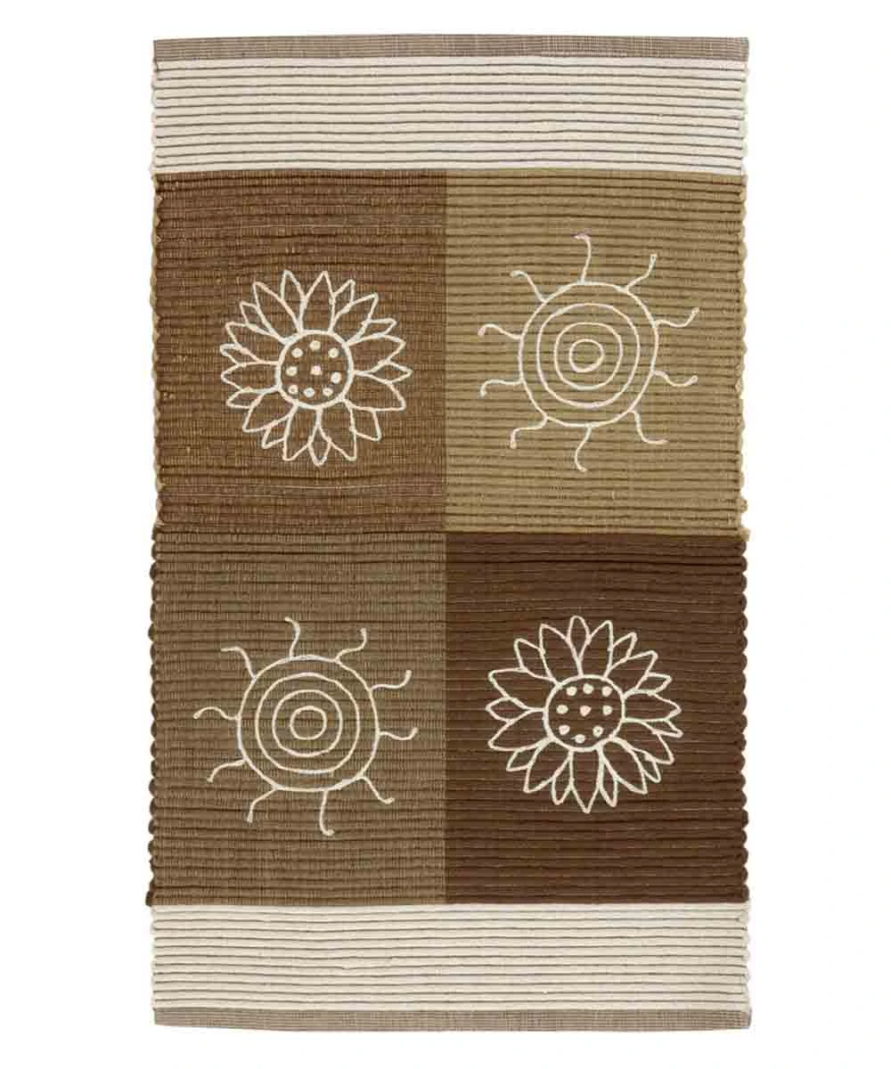 Tappeto Summer Beige in 100% cotone tessuto a mano con soli e fiori a punto catenella