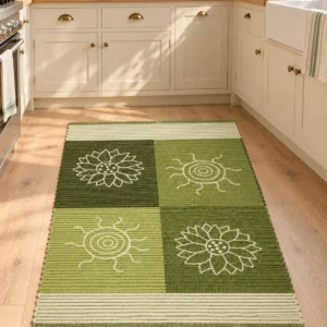 Tappeto Summer Verde in 100% cotone tessuto a mano con soli e fiori a punto catenella