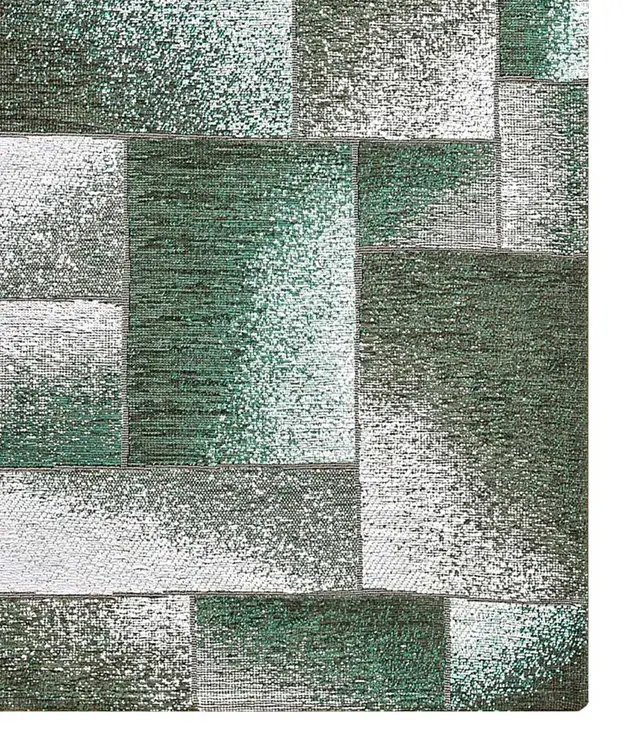 Dettaglio della trama in chenille e dei rettangoli sfumati del tappeto Tetrix Verde