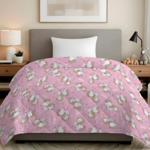 Trapunta Unicorno 300 g invernale con dolci unicorni su fondo rosa - foto 1